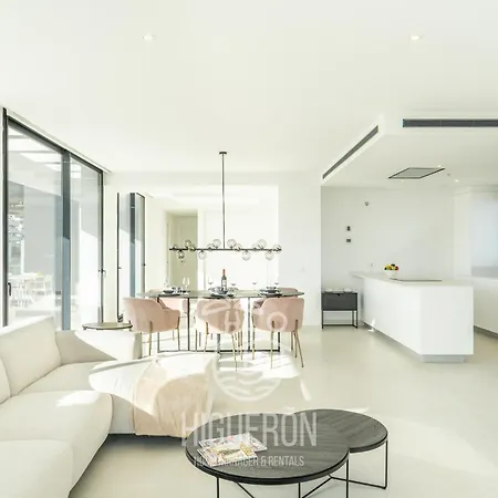 公寓 Higueronrentals Sky *