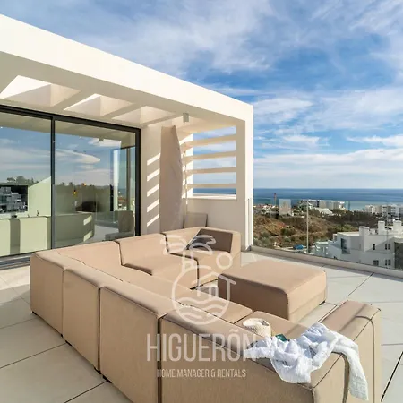 Higueronrentals Sky شقة