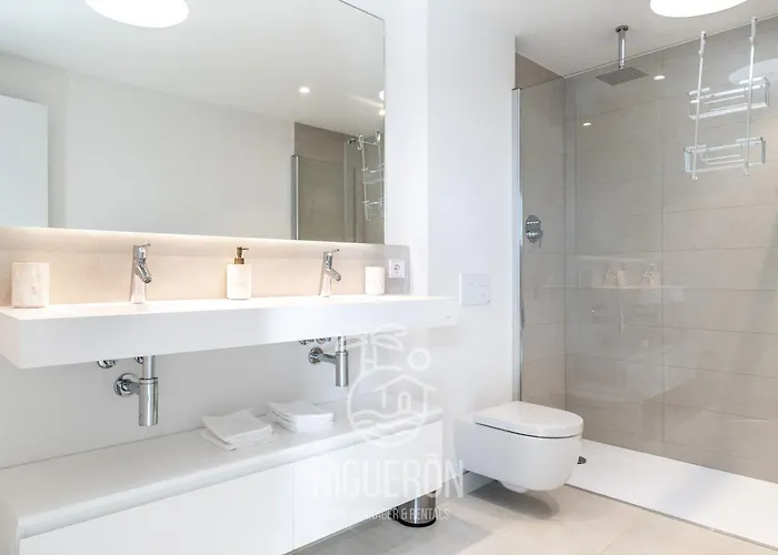 Higueronrentals Sky Appartement