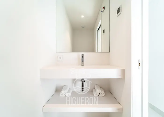 Higueronrentals Sky *