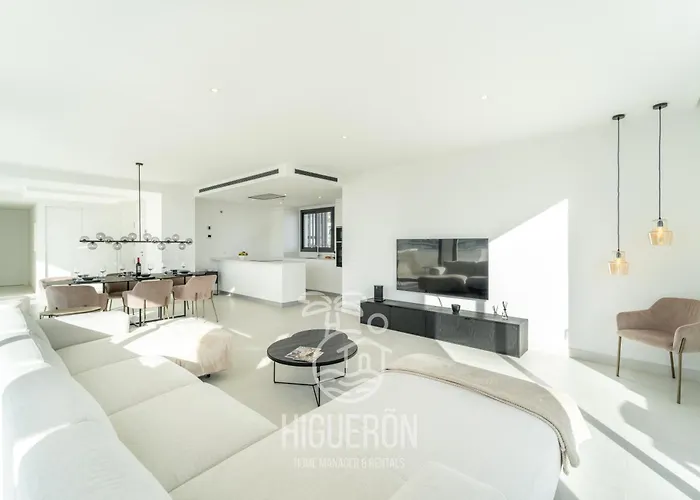 Higueronrentals Sky Appartement Fuengirola