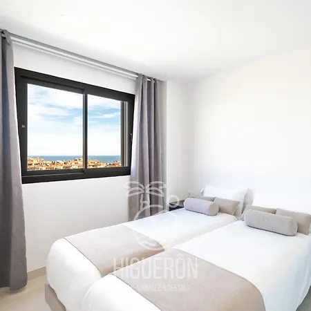 Higueronrentals Sky * פואנגירולה